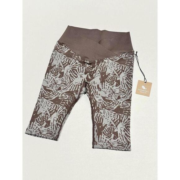 Pants - Astroremiges Women's Compression Shorts Six Sense Clairvoyant Nebula Chestnut S